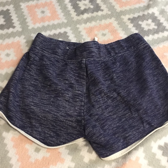 Girls blue justice active shorts. Size 12 - Picture 3 of 5